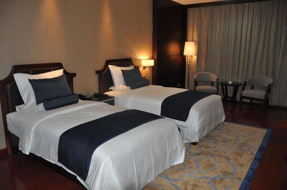 Jingyue Lake Hotel Dujiangyan Exterior photo