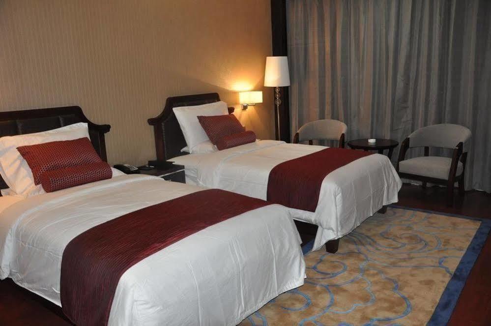 Jingyue Lake Hotel Dujiangyan Exterior photo